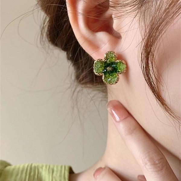 High-End Gradient Crystal Flower Earrings in Fresh Green Summer Design for Women