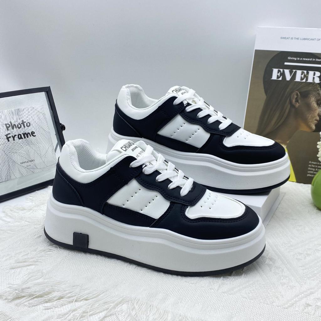 Thick-soled heightening little white shoes women's 2025 autumn and winter new shoes women's versatile student popular board shoes women's autumn and