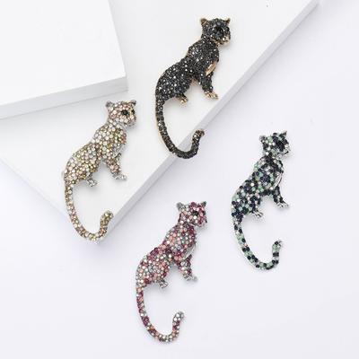 Vintage Atmospheric Alloy Rhinestone Cheetah Brooch Fashion Versatile Men'S Cardigan Coat Corsage Accessories Pin