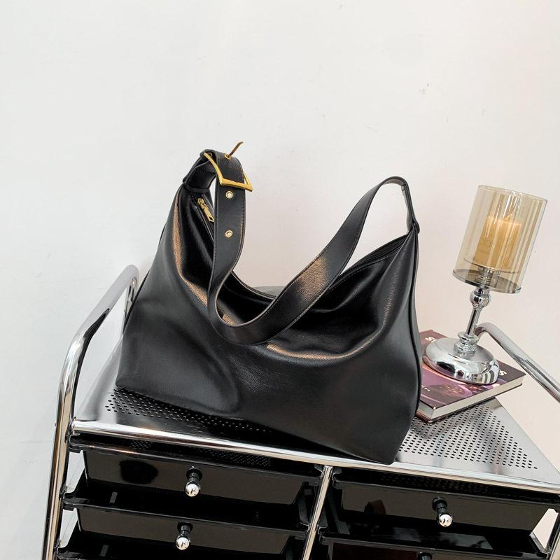Sacs rétro européens et américains pour femmes, tendance et décontractés, doux au toucher, grande capacité, texturés et obliques, sac fourre-tout à bandoulière simple pour femmes