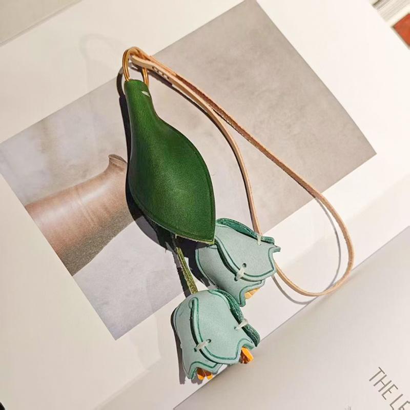 New Advanced Flower Cowhide Leather Bag Charm For Women's Bag Fashion Good Texture Hanging Bag Accessories