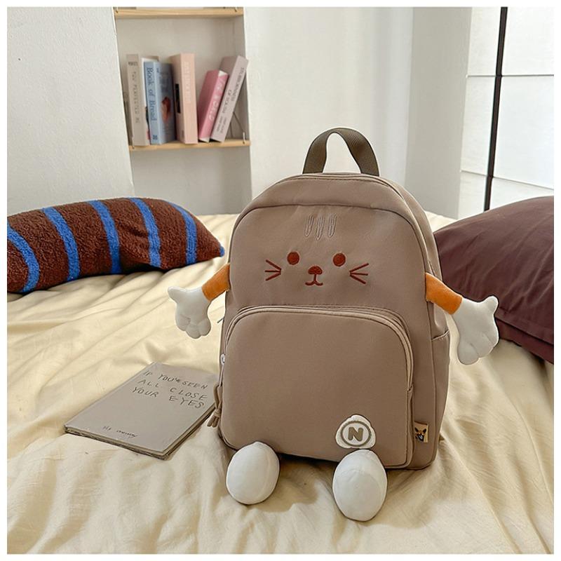 New high-value, fresh and sweet, cute cartoon chick backpack, grade 3-6 large-capacity backpack for primary school students