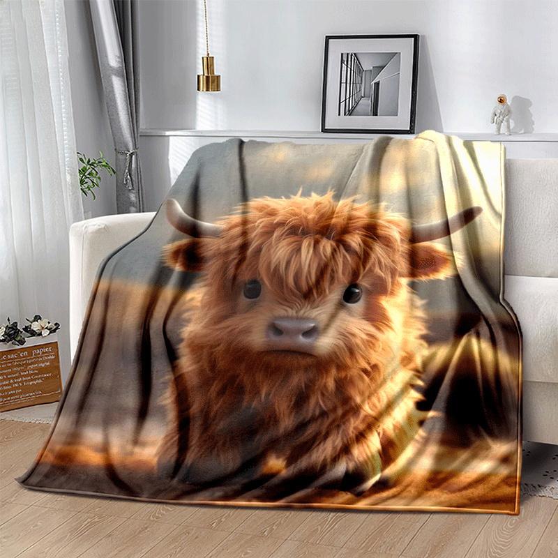 1pc Highland Cow Printing Lightweight Flannel Blanket, Comfortable and Warm Blanket, for Camping Sofa Bed and Couch Office, Gift