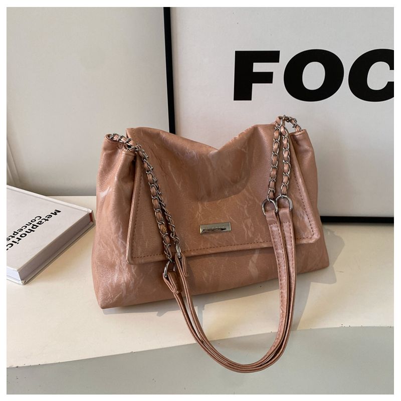 

Fancy Large Capacity Bag for Women 2025 New Arrival Summer Super Hot Shoulder Bag Special Interest Light Luxury Commuter Tote Pink