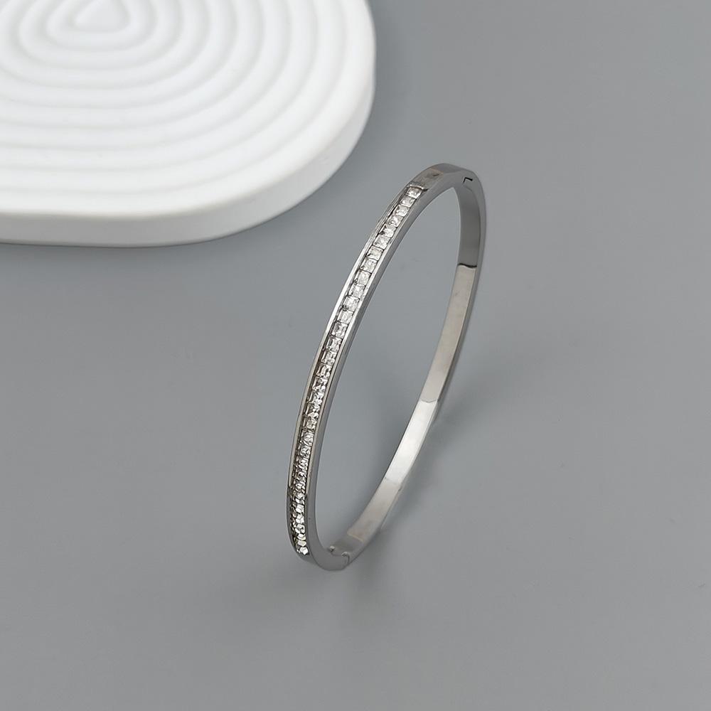 Classic Star Zircon Stainless Steel Gold-plated Women's Bracelet High Quality Waterproof Metal Bracelet Party Jewelry
