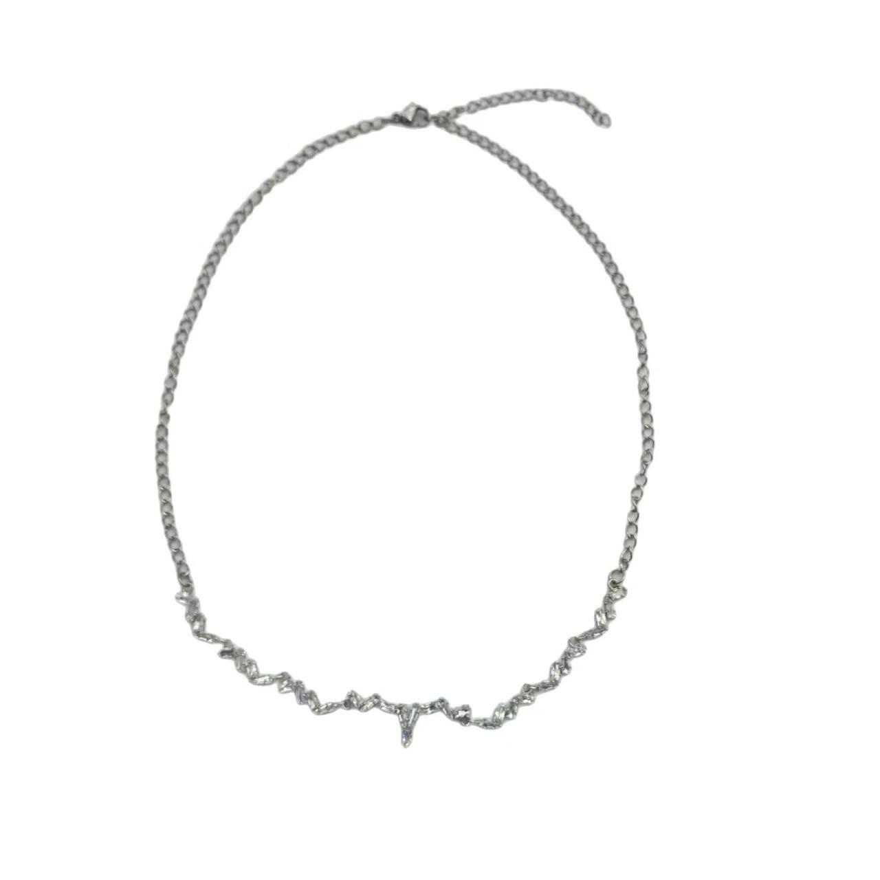 

Niche star ice crack bead splicing cross necklace men s hip-hop ruffian handsome high-end design sense collarbone chain accessories women