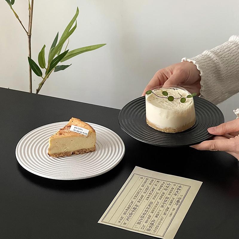 Ceramic Spiricle Plate Household 8 Inch New Vintage Exquisite Dessert Cake Dishes Creative Solid Round Afternoon Tea Tableware