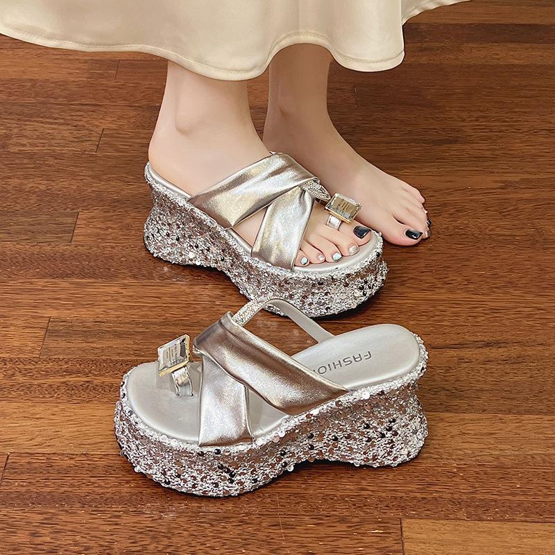 Spring and Summer Fashion Rhinestone Outer Wear Casual Flip-flops Thick Bottom Slope Heel Waterproof Table Transparent Women's High Heel Cool Slippers