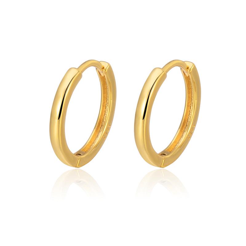 Minimalist Unisex 18K Gold Plated Hoop Ear Cuffs – Elegant and High-Quality Fashion Jewelry.