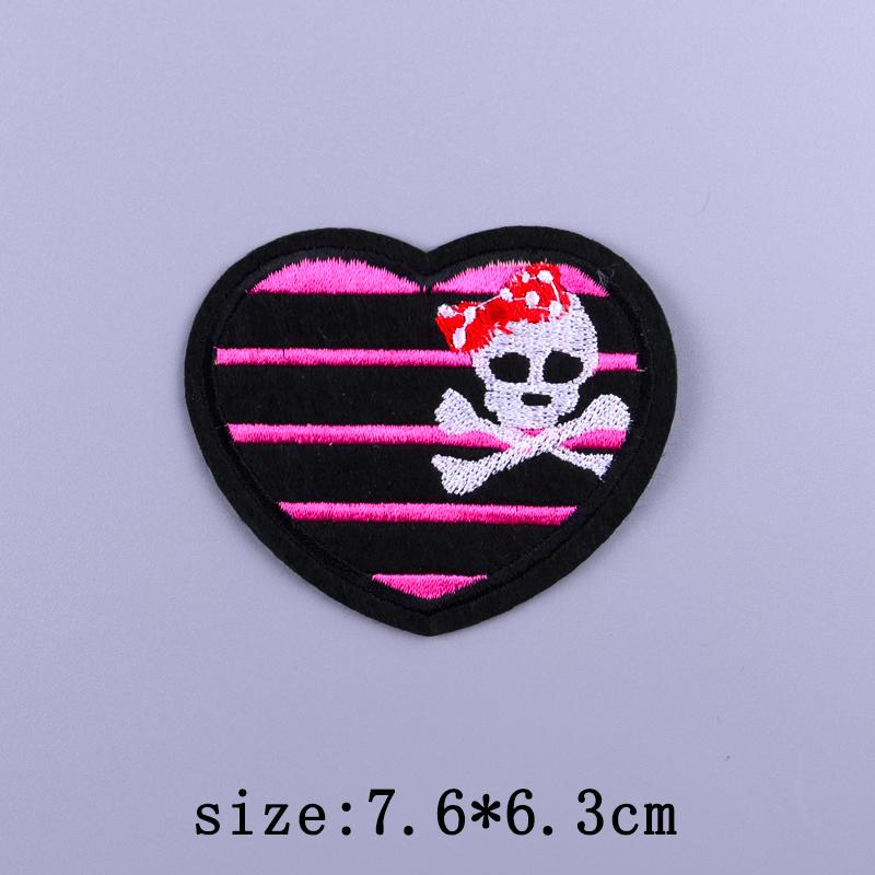 Punk Patch Iron On Embroidered Patches For Clothing Thermoadhesive Patches On Clothes Rock Biker Patch For Clothes Hook Loop