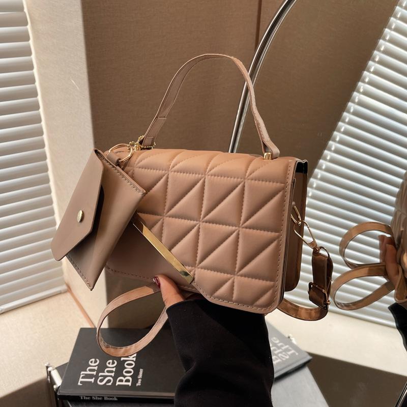 Women'S Bag On The New Small Square Bag Fashion Shoulder Bag Texture Pressure Shell Messenger Bag Simple Handbag