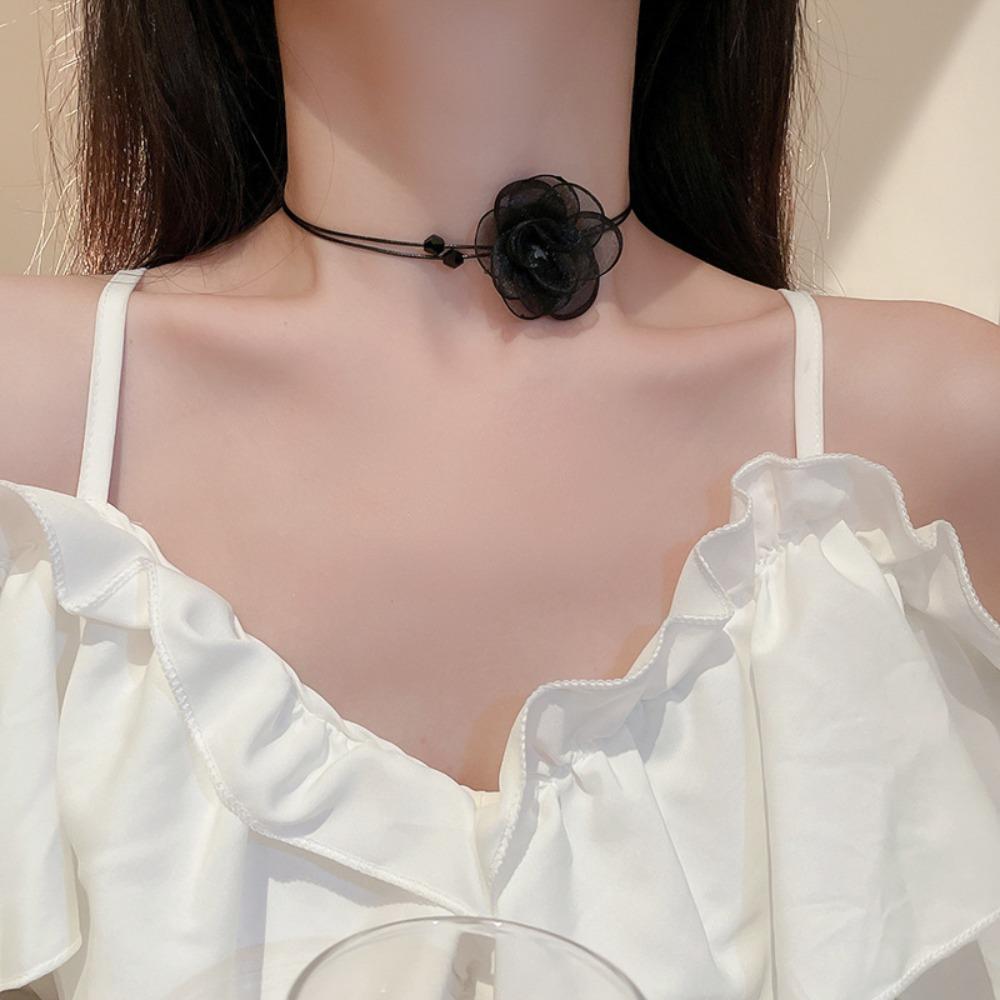 Y2K Double-layer Stereo Dark Style Lace Flower Crystal Choker Necklace for Women Personality Fashion Party Jewelry Accessories