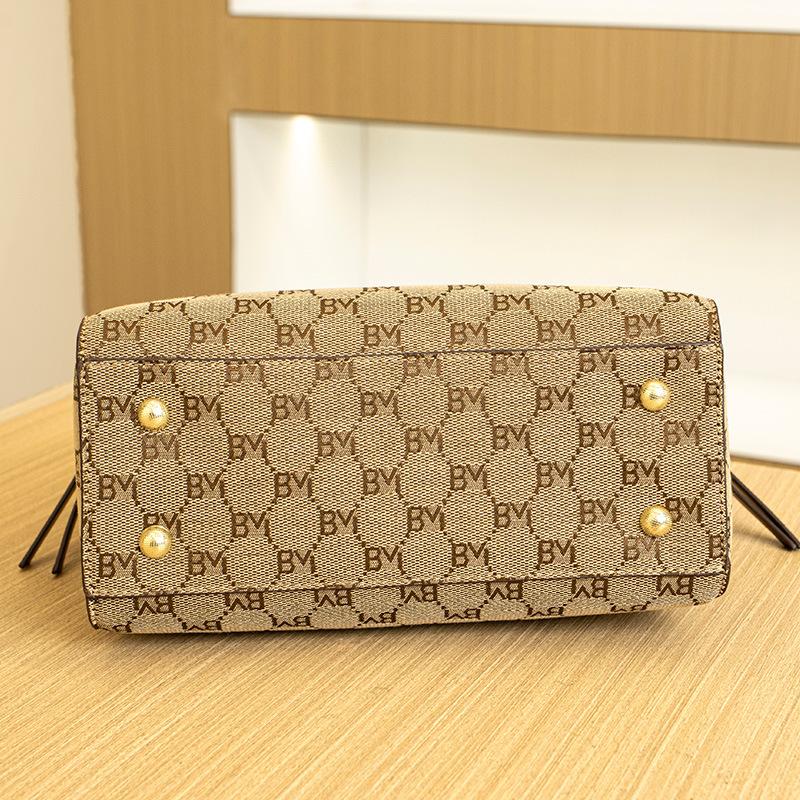 New Fashion Printed Handbags for Women's Bags for Women with Trendy Heavy Industry High-end Versatile Slant Straddle Ladies' Shoulder Bag