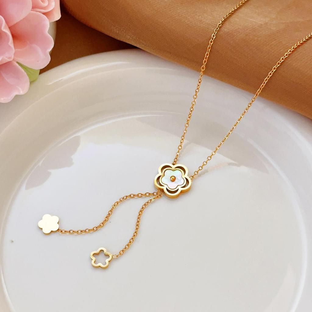 Złoty naszyjnik ze stali nierdzewnej: Elegancka, Wszechstronna, Nieblaknąca Biżuteria Damska