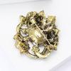 Fashion Crystal Flower Brooches For Women Clothing Coat Casual Jewelry Accessries Gifts