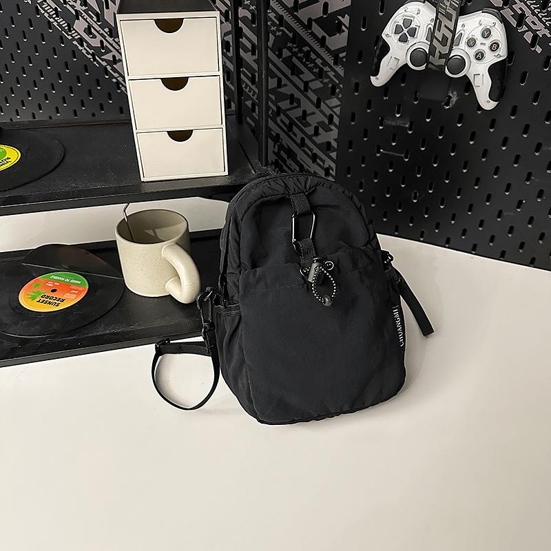 

Small and lightweight nylon cloth bag women s new simple outdoor leisure bag shoulder crossbody mobile phone bag чёрный