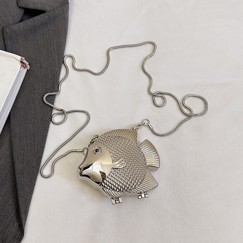 

Fashion foreign style diamond-encrusted butterfly bag 2025 spring and summer new personalized beautiful niche design chain single shoulder messenger