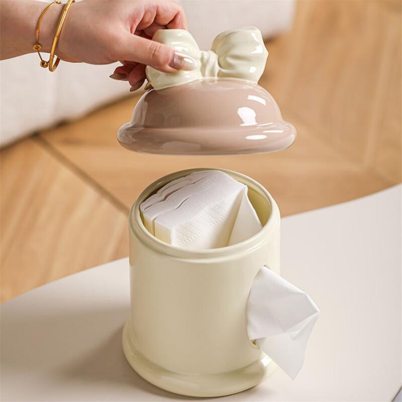 ZISIZ Keramická krabička na kapesníky s mašlí