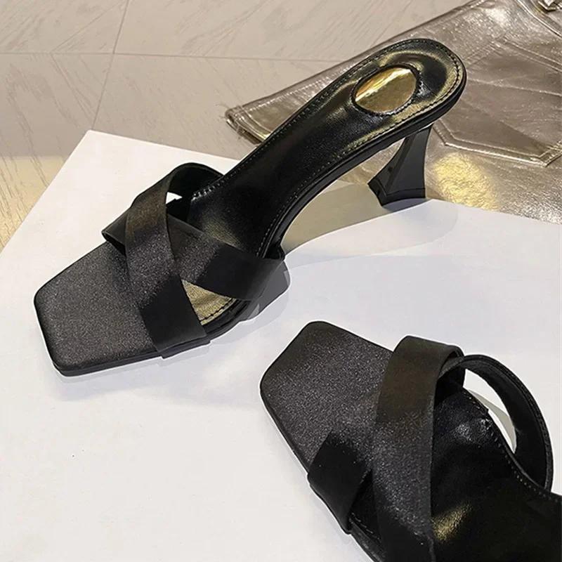 Fashion Fashion Cross Tied Design Brand Slippers Women High Quality Satin Square Toe Slide Sandals Elegant Woman Heels Zapatos De Mujer