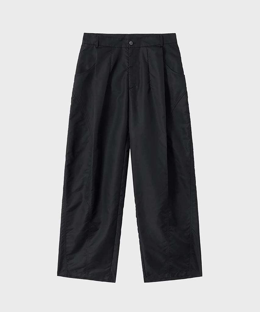 Diantipeullaespom One-Pleat Wide Pants (Black)