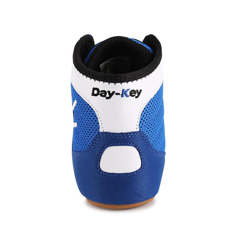 New wrestling men's training shoes, wrestling shoes, boxing sports shoes, wrestling shoes, sanda shoes, single pairs are approved