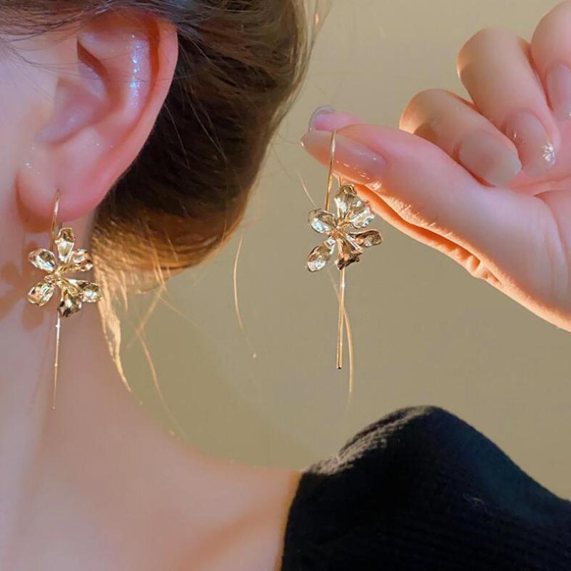 Trendy Geometric Flower Drop Dangle Earrings For Women Simple Desgin Earrings Party Wedding Fashion Jewelry Accessories 2025