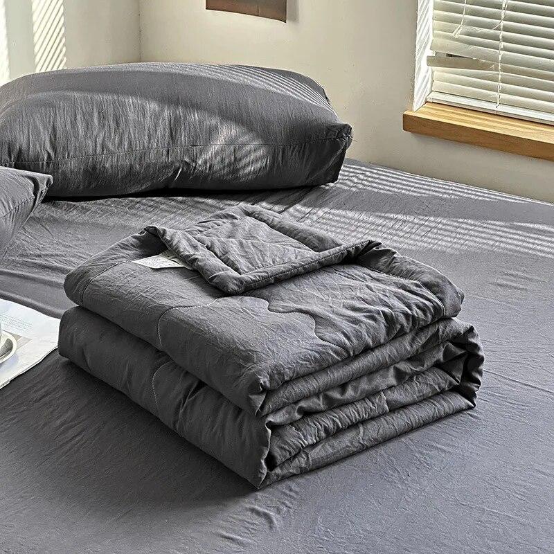 Summer Blanket Set Japanese Solid Colour Simplicity Summer Comforter Set Soft Thin Quilt Bed Sheet Pillowcase 4pcs Bedding Set
