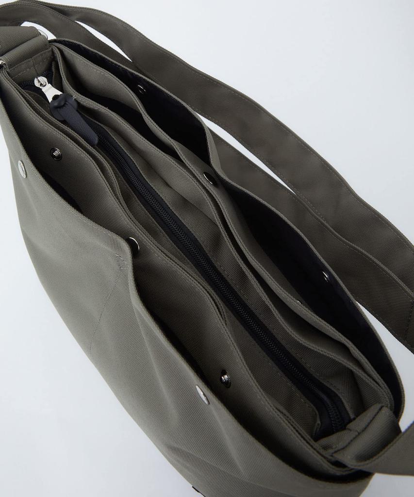 Sac bandoulière A4 TOGO ATS0661Z Olive [Anello] hydrofuge/multi-rangements