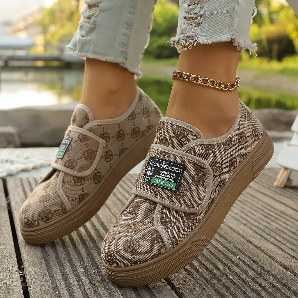 Fashion Women Sneakers Thick Sole Vulcanized Shoes Woman Embroidered Flowers Platform Sneakers Women Brand Designer Fashion Chunky Shoes