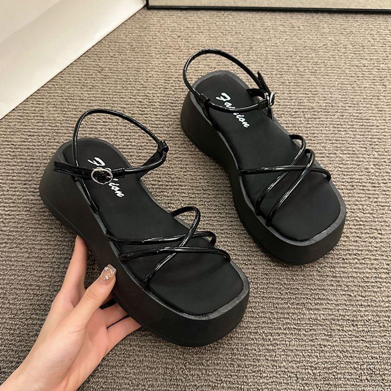 Platform women s sandals new small silver beach sandals vacation slippers 35 2980₽