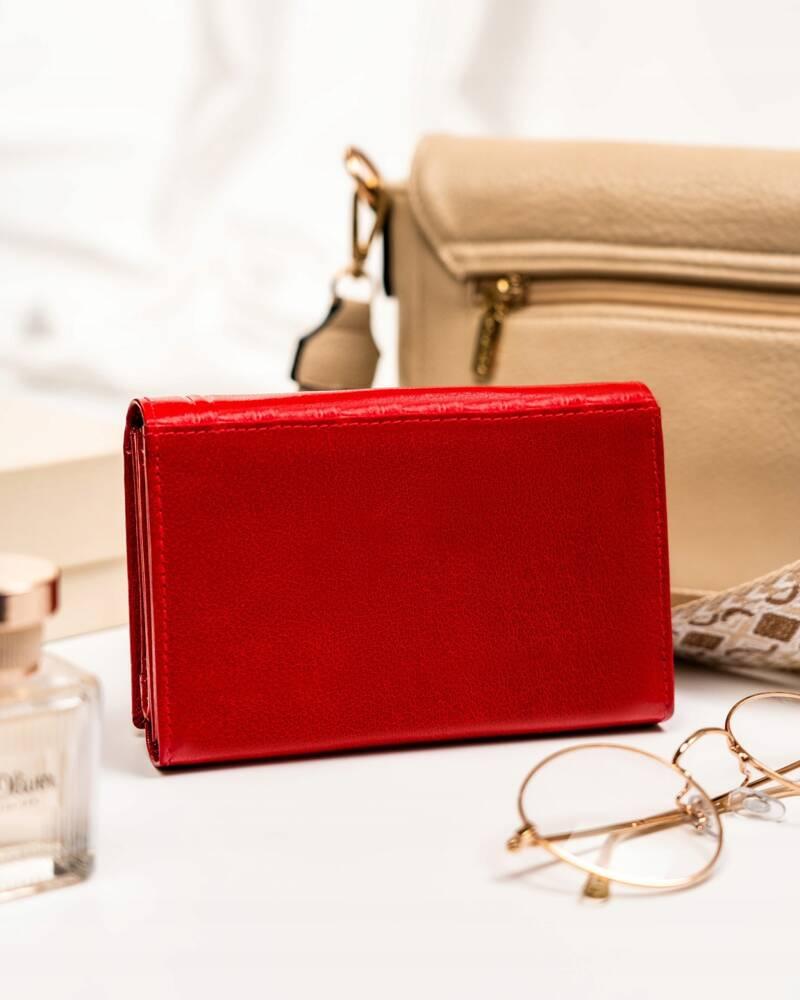 Large leather women's wallet with snap closure - Rovicky