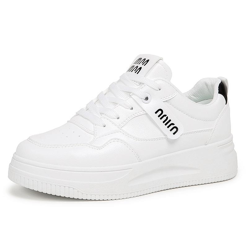 2025 popular spring Korean version of board shoes women's versatile senior sense platform casual shoes student sports non-slip white shoes