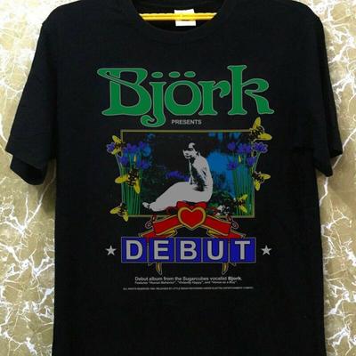 Neu! 2025! Bjork Debüt auf schwarzem Shirt Unisex S bis 5XL BL590 Unisex T-Shirt