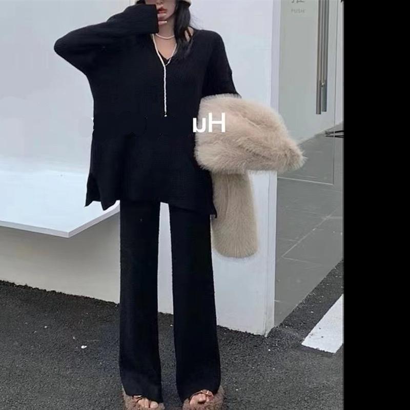 Zweiteiliges Set für Damen im Frühling, Herbst und Winter, lockerer und schlanker Strickanzug mit V-Ausschnitt, lockerem Pullover + Hose mit hoher Taille und weitem Bein