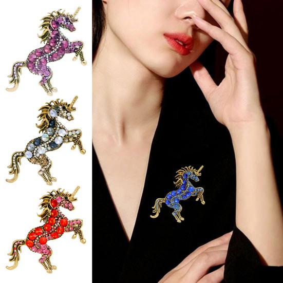 Retro Unicorn Brooch Rhinestones Inlaid Unicorn Lapel Pin Artistic Unicorn Brooch Pin Men Women Outfit Accessory for Clothes Scarves Bags Hats