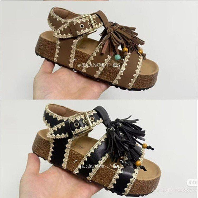 2025 summer new retro versatile Korean version casual thick-soled muffin bottom 5cm outer wear one-word sandals women