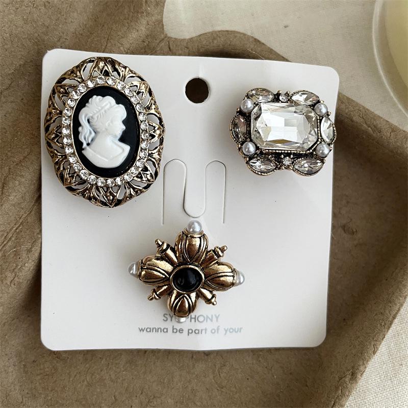 Vintage Distressed Brooch Set: Coco Style Corsage Pin Collection