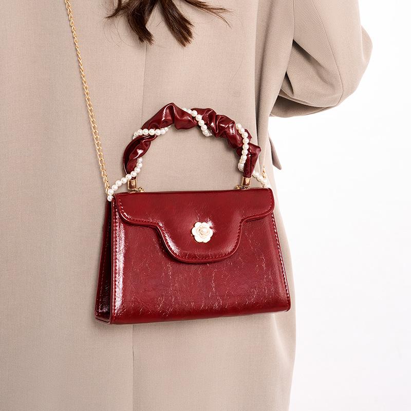 Wedding bag small bag female red envelope 2025 retro casual new bridesmaid bag handbag small bag red wedding bride