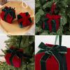 Red Green Hanging Decorations Velvet Gift Box Christmas Tree Ornament, Square Shaped Indoor Decoration with Bow for Winter Holiday Party Home