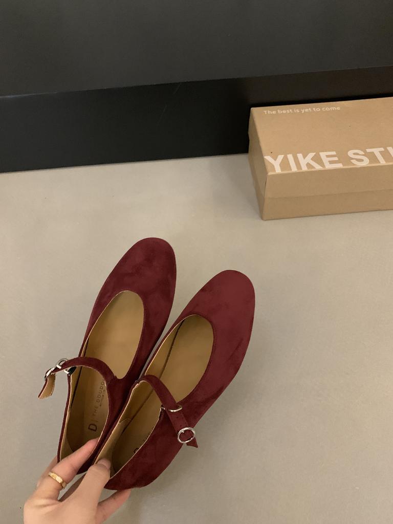 THEDOUDOU Round Head Retro Temperament Word with Mary Jane Shoes Women's 2025 Flat-bottomed Suede Single Shoes Doudou Shoes