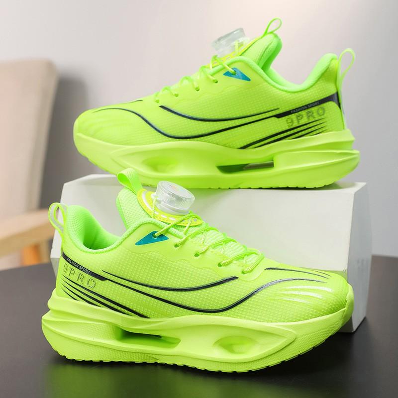 Youth style shoes Boys Running Shoes Kids Lightweight Breathable Mesh Sneakers With Shock Absorption Rubber Sole