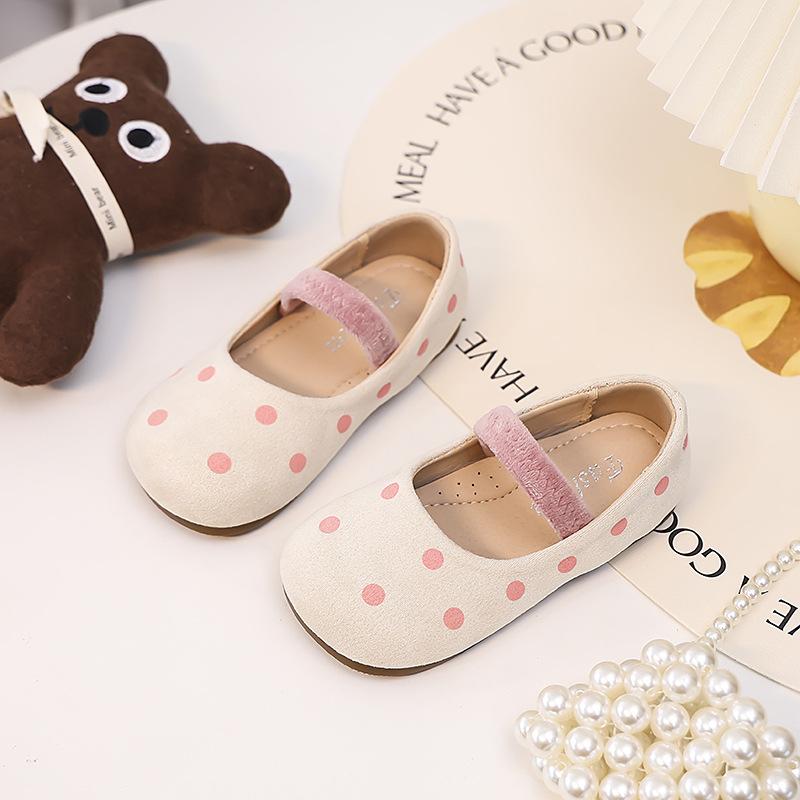 Spring and Autumn New Korean Style Fashion Girls Soft Sole Comfortable Leather Shoes