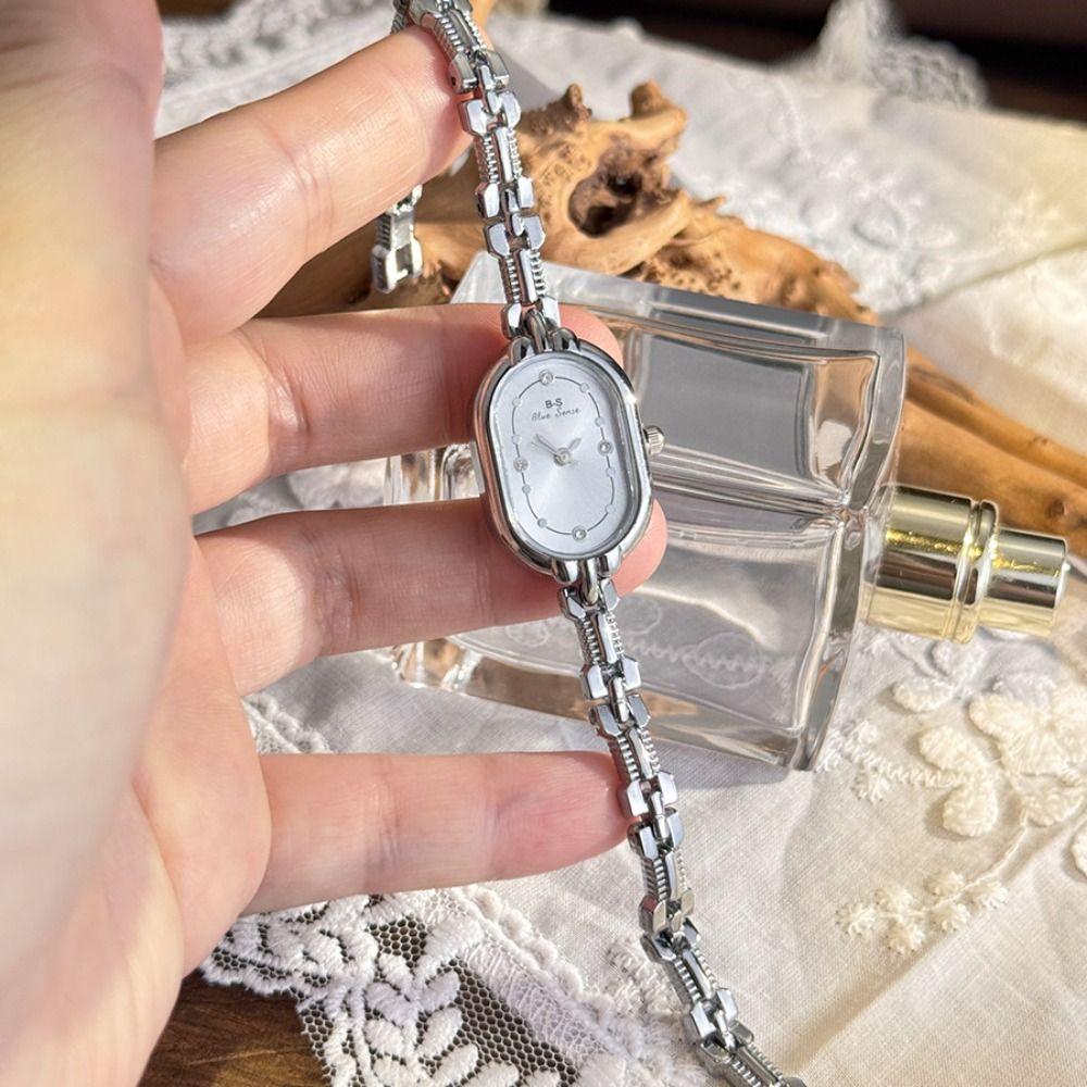 Minimalist Women Quartz Watch Rhinestone Small Dial Watch Thin Bracelet Watch Versatile Wear