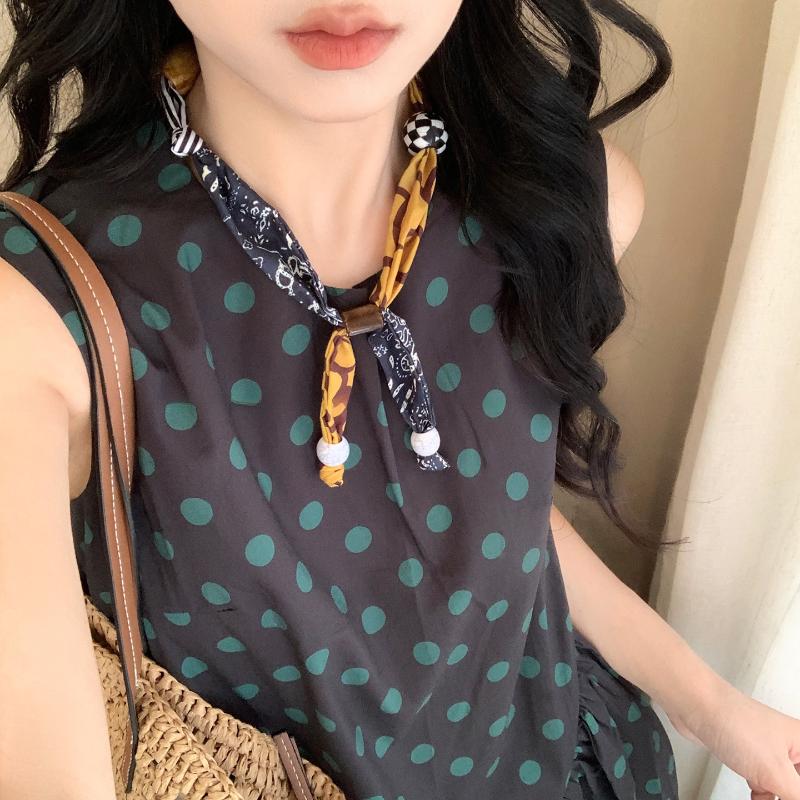 Love Pendant Patchwork Cloth Clavicle Chain Multicolor Wood Bead Necklace Ethnic Style Jewelry Accessories