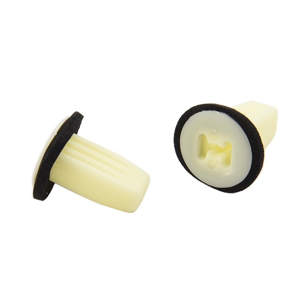 For Focus MK2 04 - 11 Clips For Ford Parts Tail Light