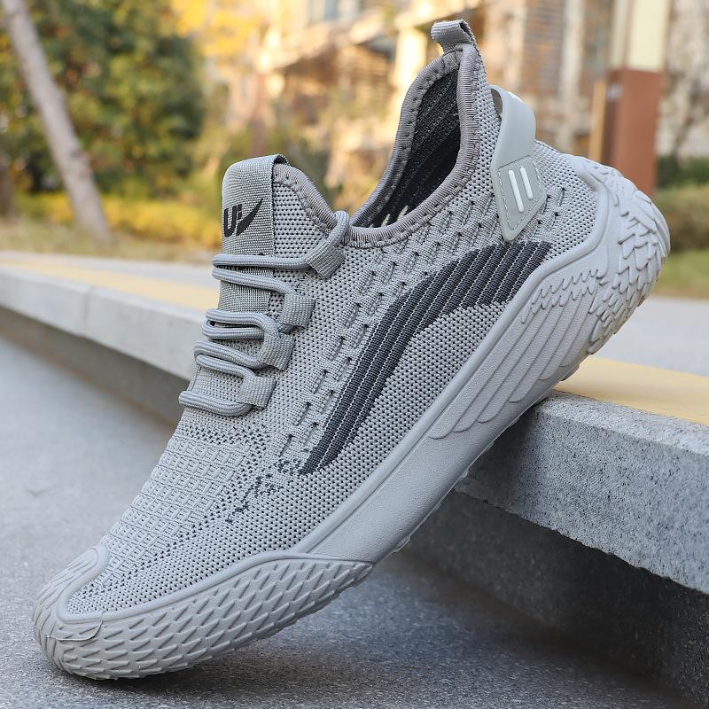 

Foreign trade men s shoes spring cross-border shoes wholesale men s shoes casual shoes breathable fly-woven sports shoes 39