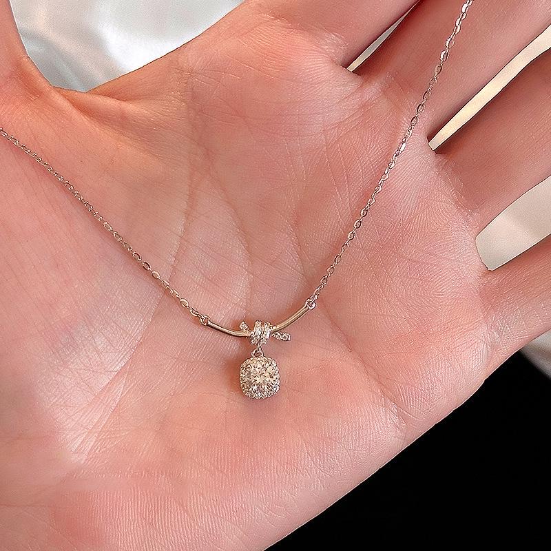 

Элегантное серебряное (s925) колье с цирконами в форме кубика сахара для женщин - Легкая роскошь, колье-чокер в корейском стиле