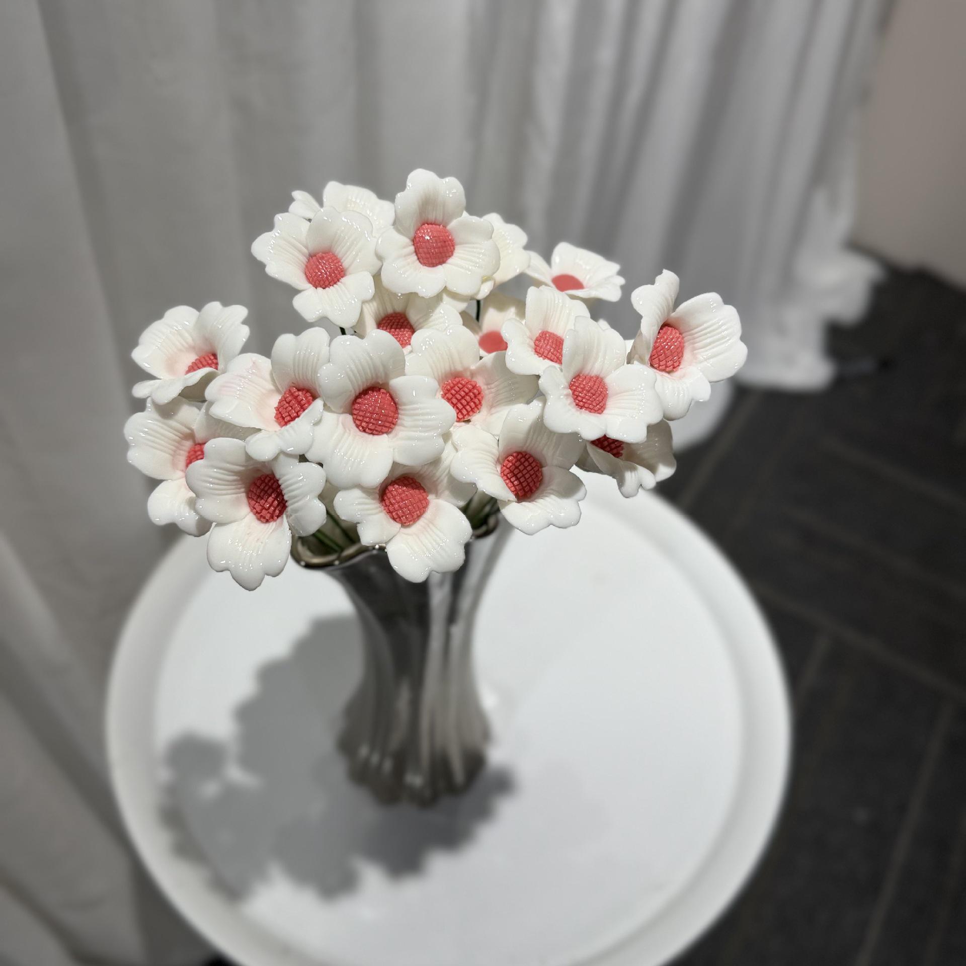 Daisy Ceramic Butterfly Vase - Modern Creative Ornament & Preserved Flower Gift for Valentine s Day