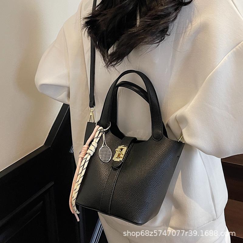 Small Bag Women's Spring Simple Hand Carrying Bucket Bag Casual New Commuter To Work Shoulder Messenger Bag Korean Version 2025
