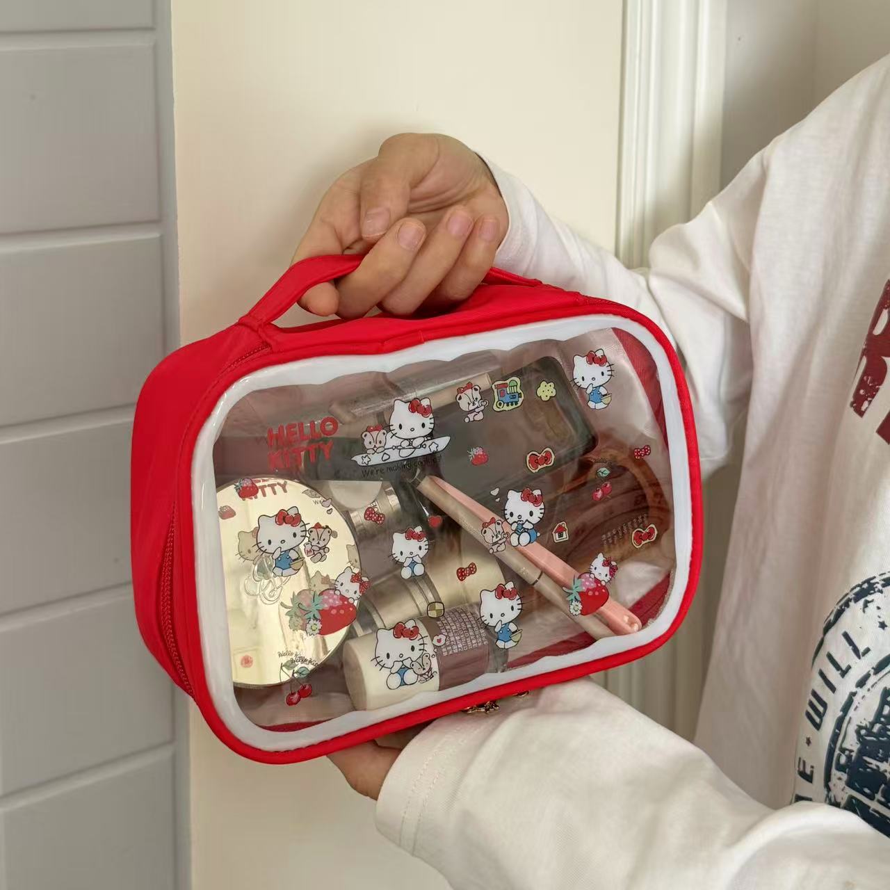 

Cute Travel Portable Makeup Bag Large Capacity Toiletry Storage Bag Kawaii Y2K Transparent Cosmetic Bag Gifts